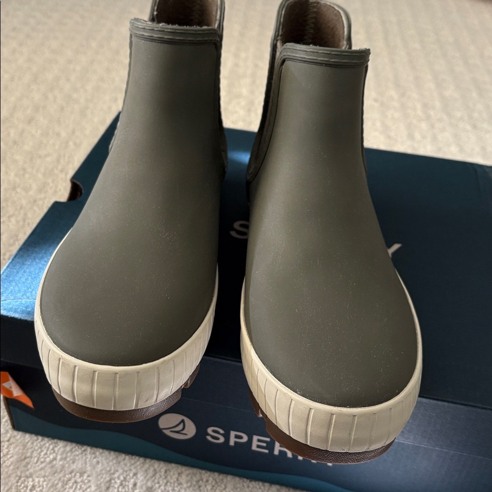 Sperry Torrent Chelsea Ankle Boots - Picture 7 of 15